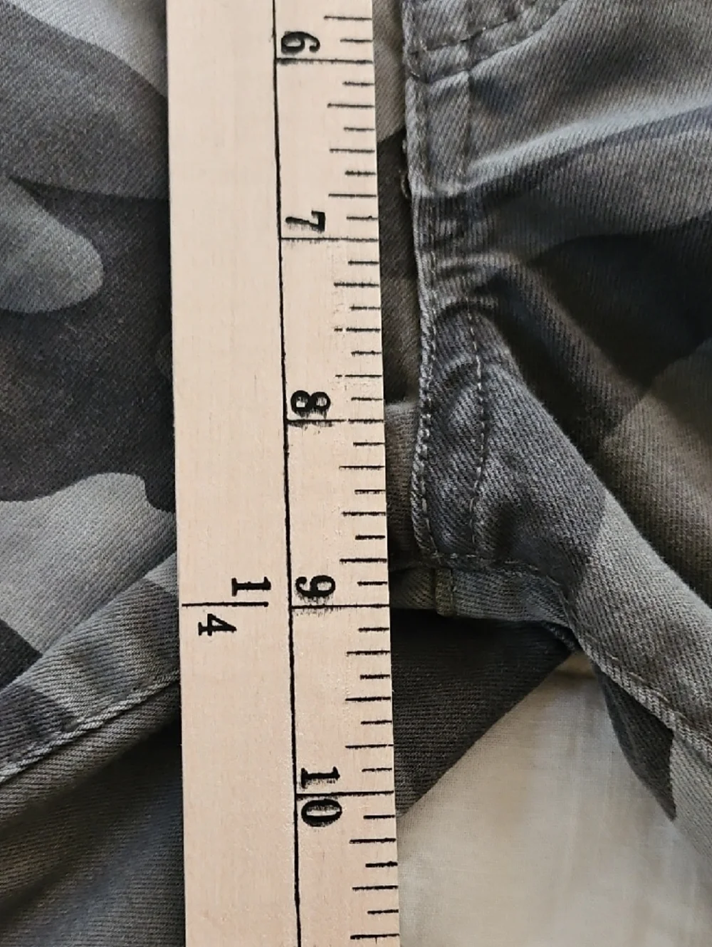 Wit & Wisdom Camo Jeans w/ Comfort Waist - 4P - Picture 4 of 7